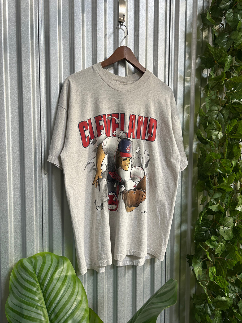 Vintage Cleveland Indians Breakthrough T-shirt - Size Large