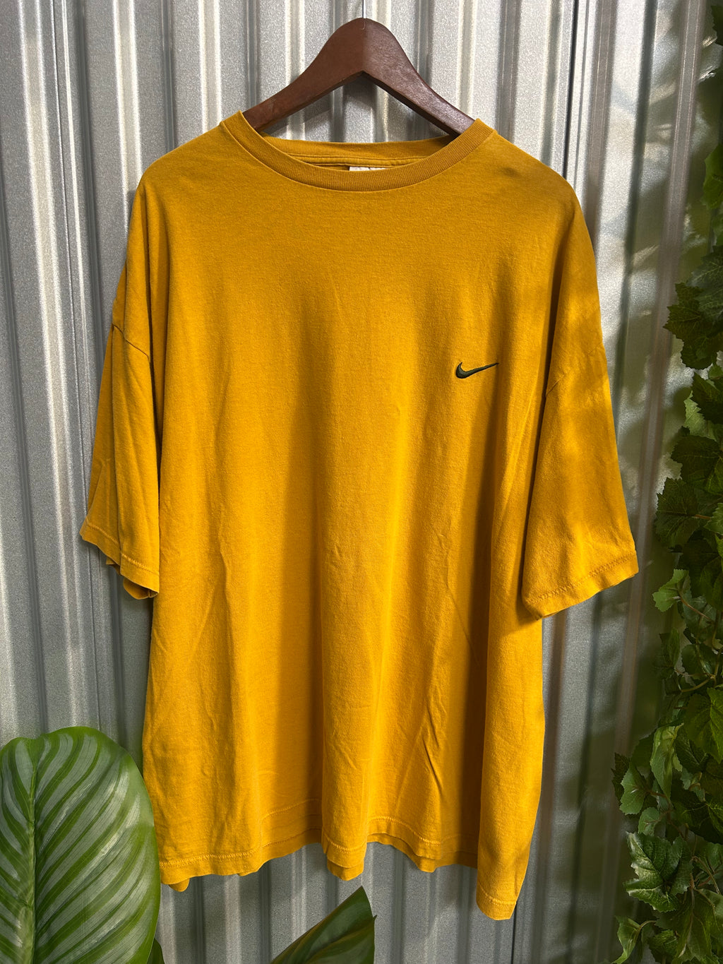 Vintage Nike Yellow & Green Swoosh T-shirt - Size 2XL