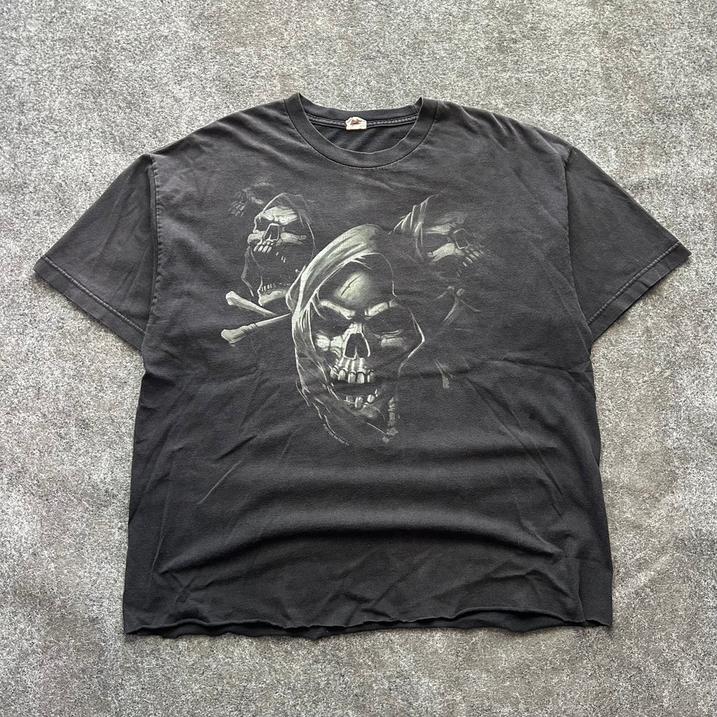Vintage Faded Y2K Skull Cropped T-shirt