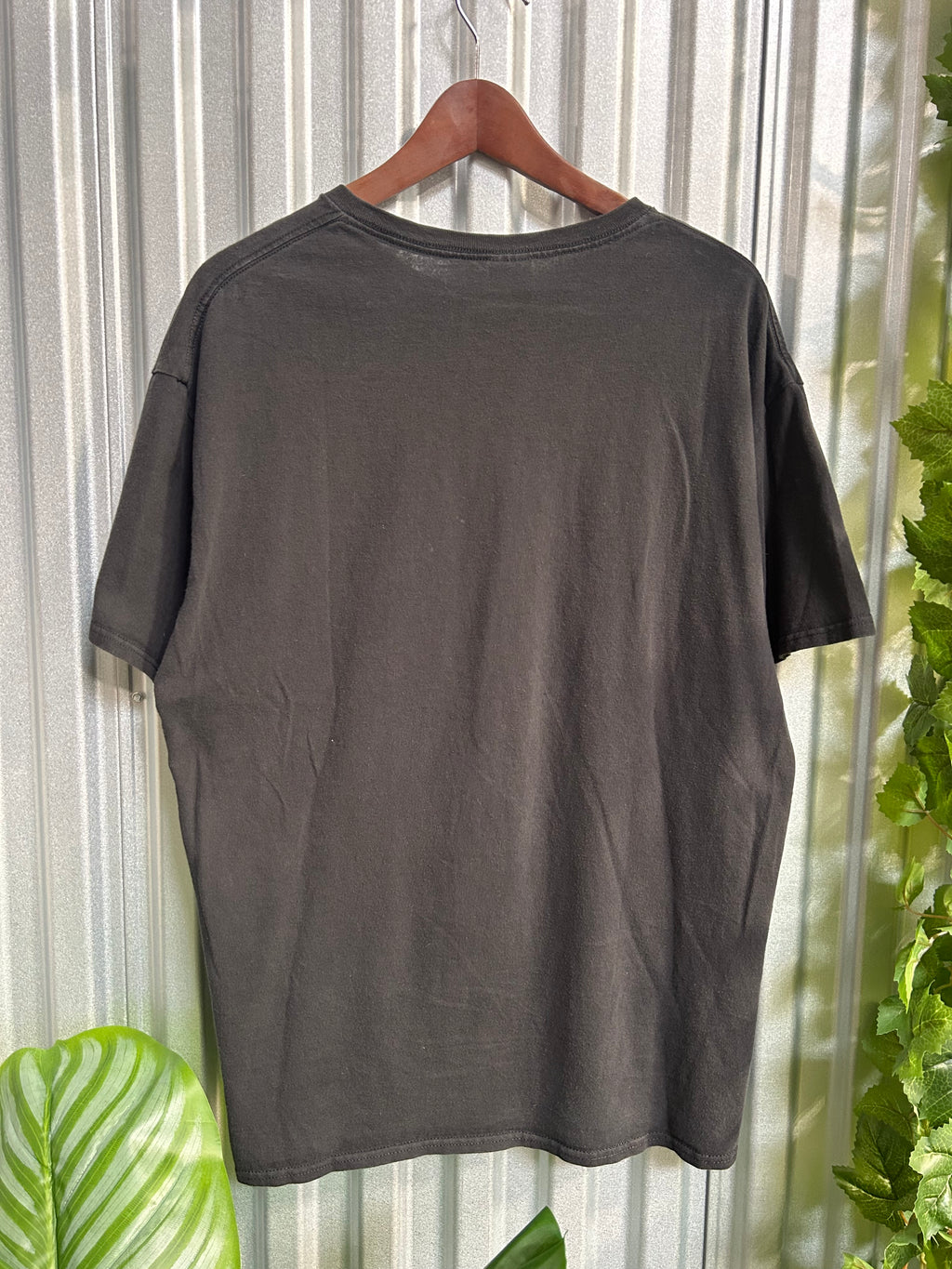 Vintage Nude Bear Graphic T-shirt - Size XL