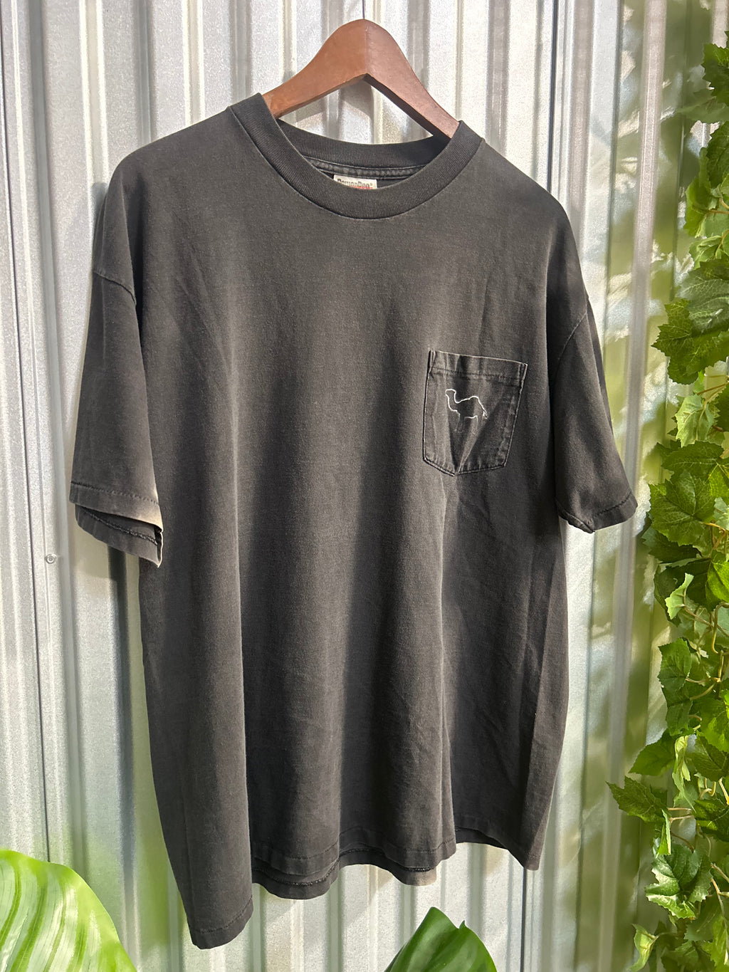 Vintage Camel Cigarettes Black Eclipse Graphic T-shirt - Size Xl