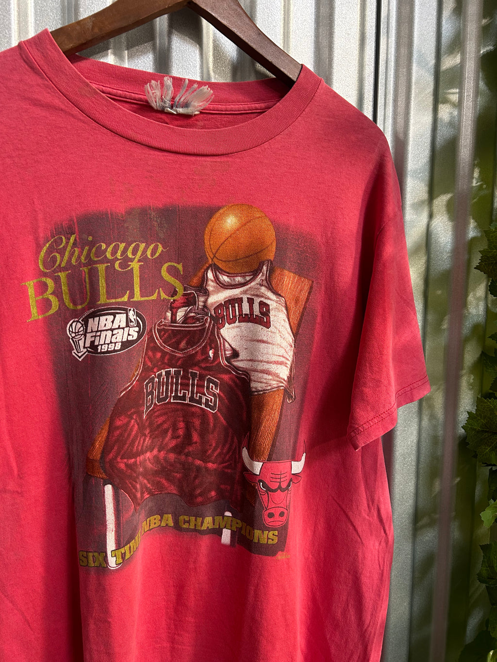 Vintage Chicago Bulls Six Time NBA Champs T-shirt - Size Large