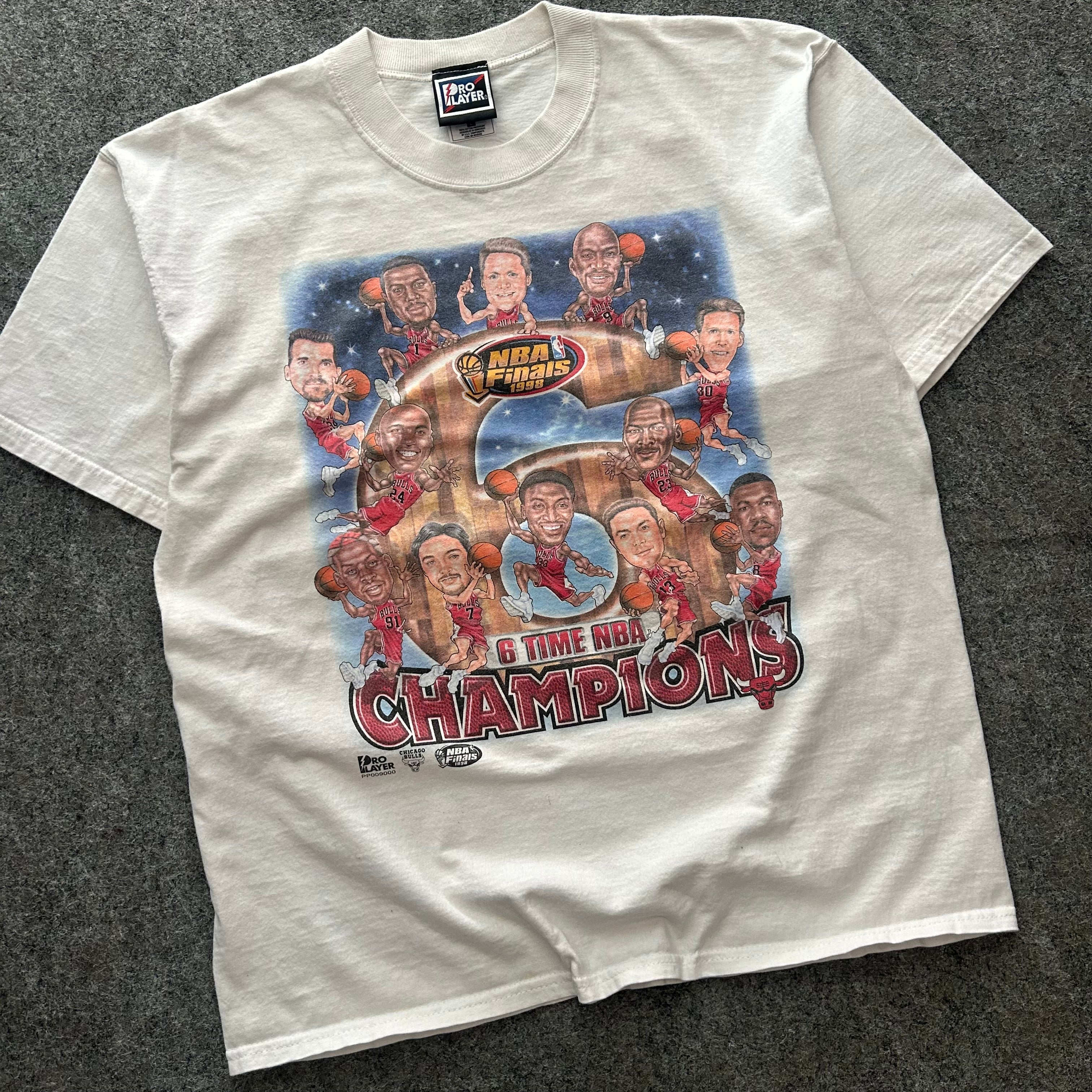 Vintage Chicago Bulls 6 Time NBA Champions Caricature T-shirt