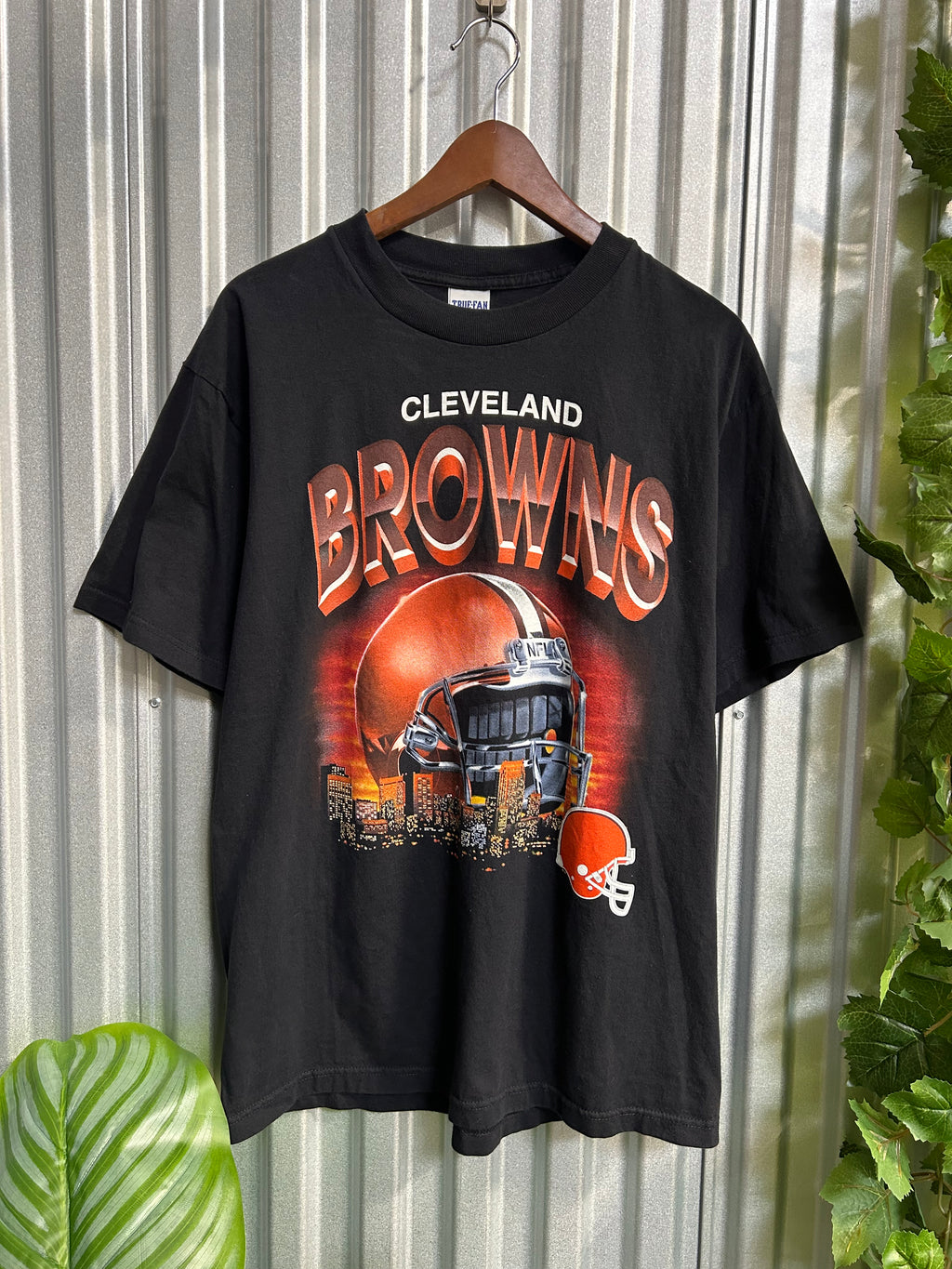 Vintage Cleveland Browns Big Helmet T-shirt - Size Large