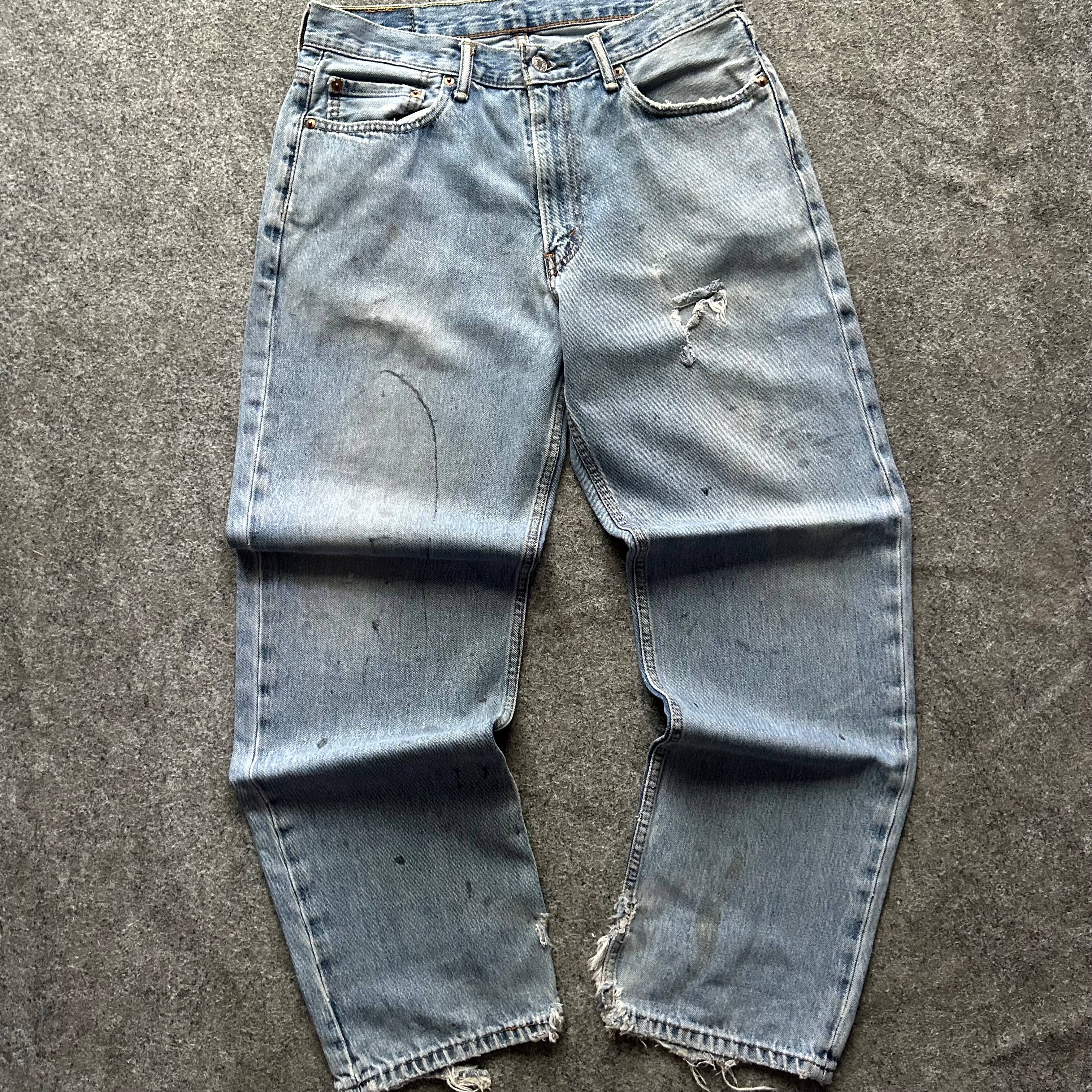 Vintage Distressed Levi’s 550 Jeans