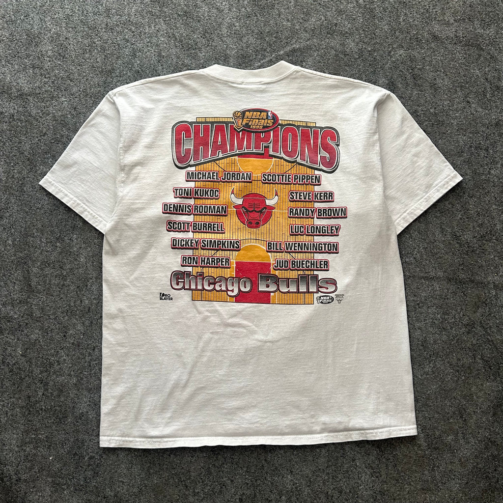Vintage Chicago Bulls 6 Time NBA Champions Caricature T-shirt