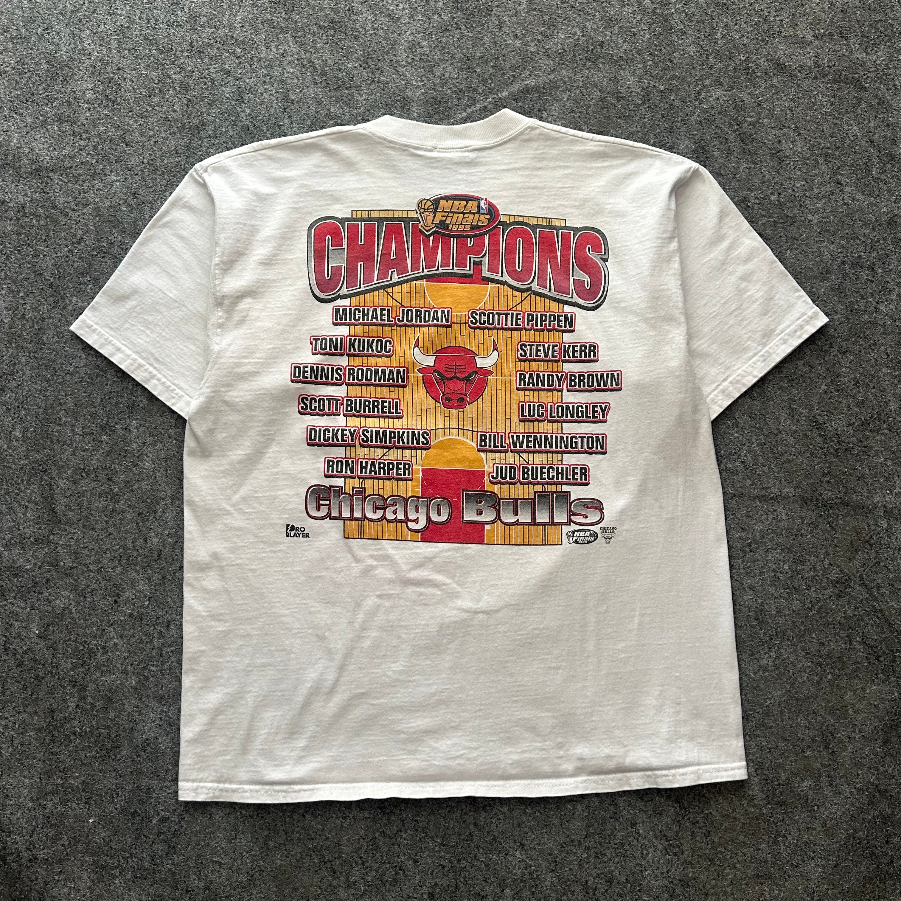 Vintage Chicago Bulls 6 Time NBA Champions Caricature T-shirt