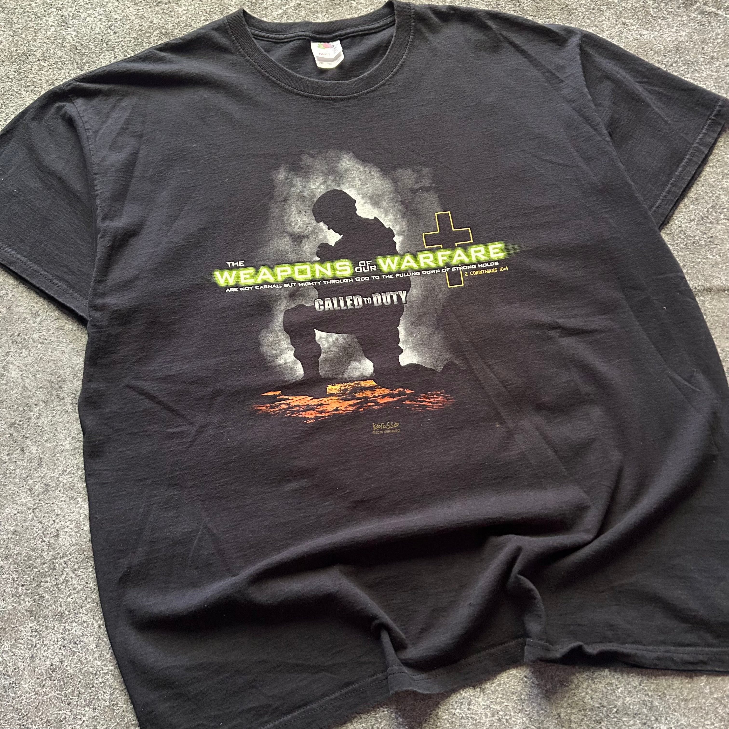 Vintage Weapons Of Warfare Call Of Duty Jesus T-shirt