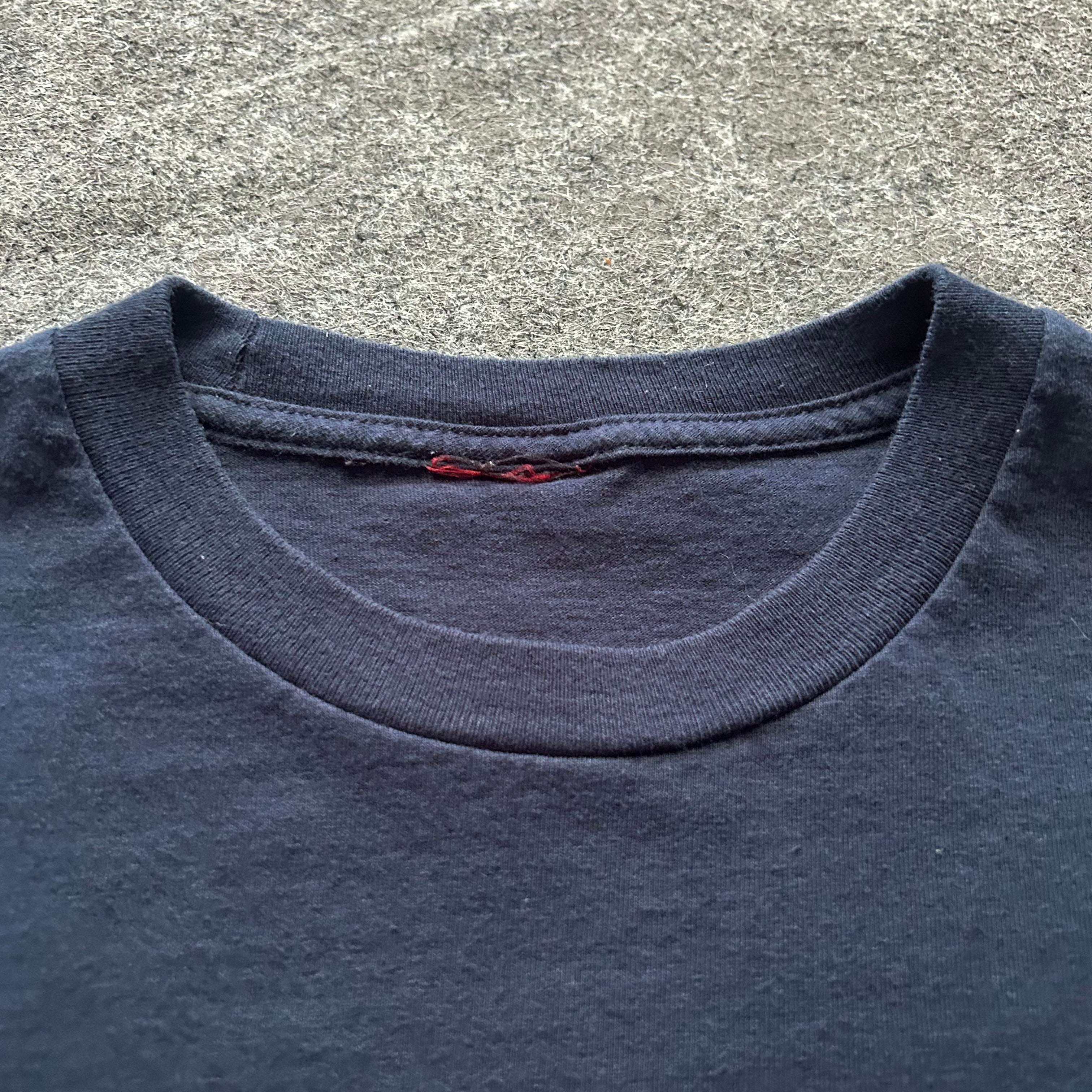 Vintage School Of Hard Knocks Y2K T-shirt