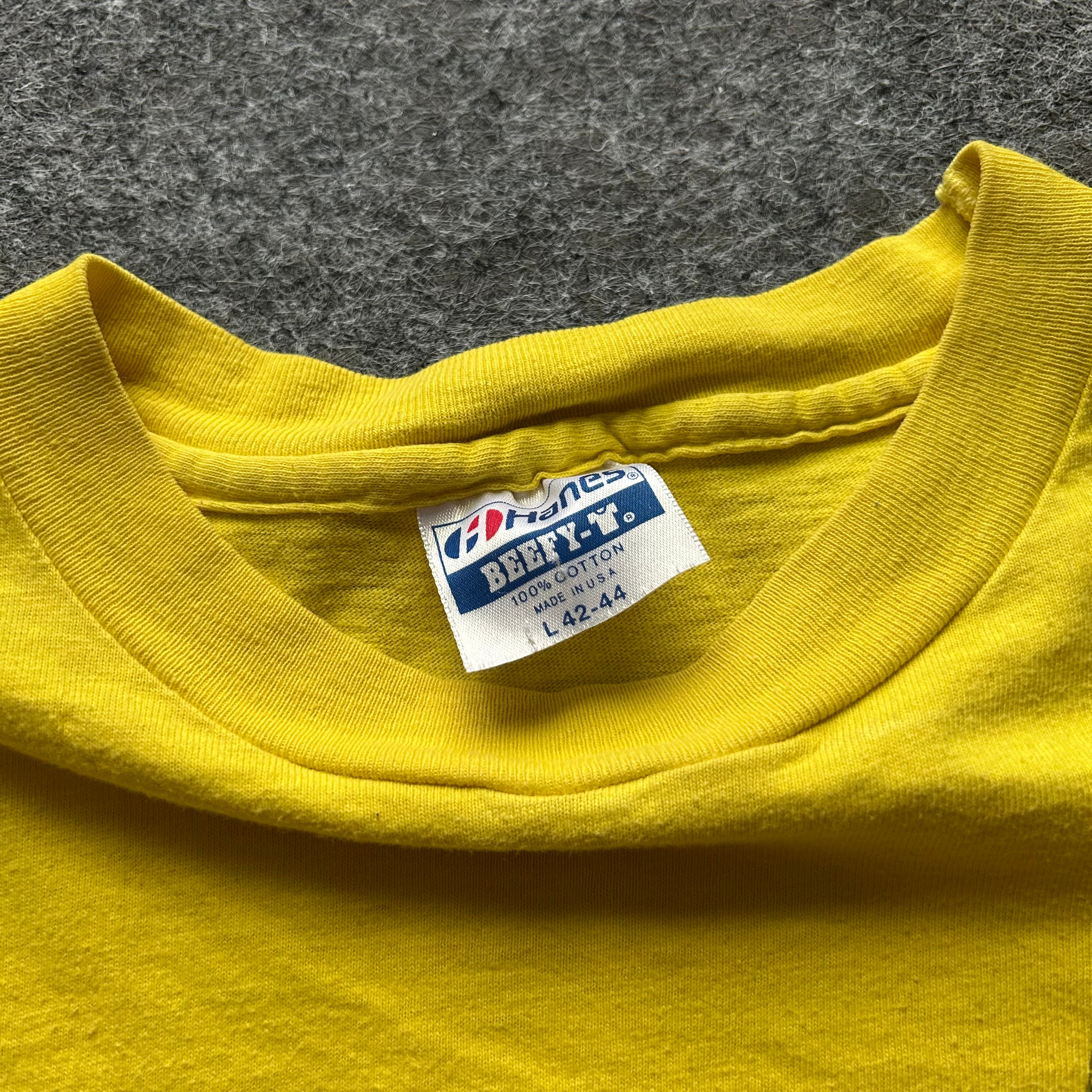 Vintage Harley Davidson Never In The Shadows Yellow T-shirt
