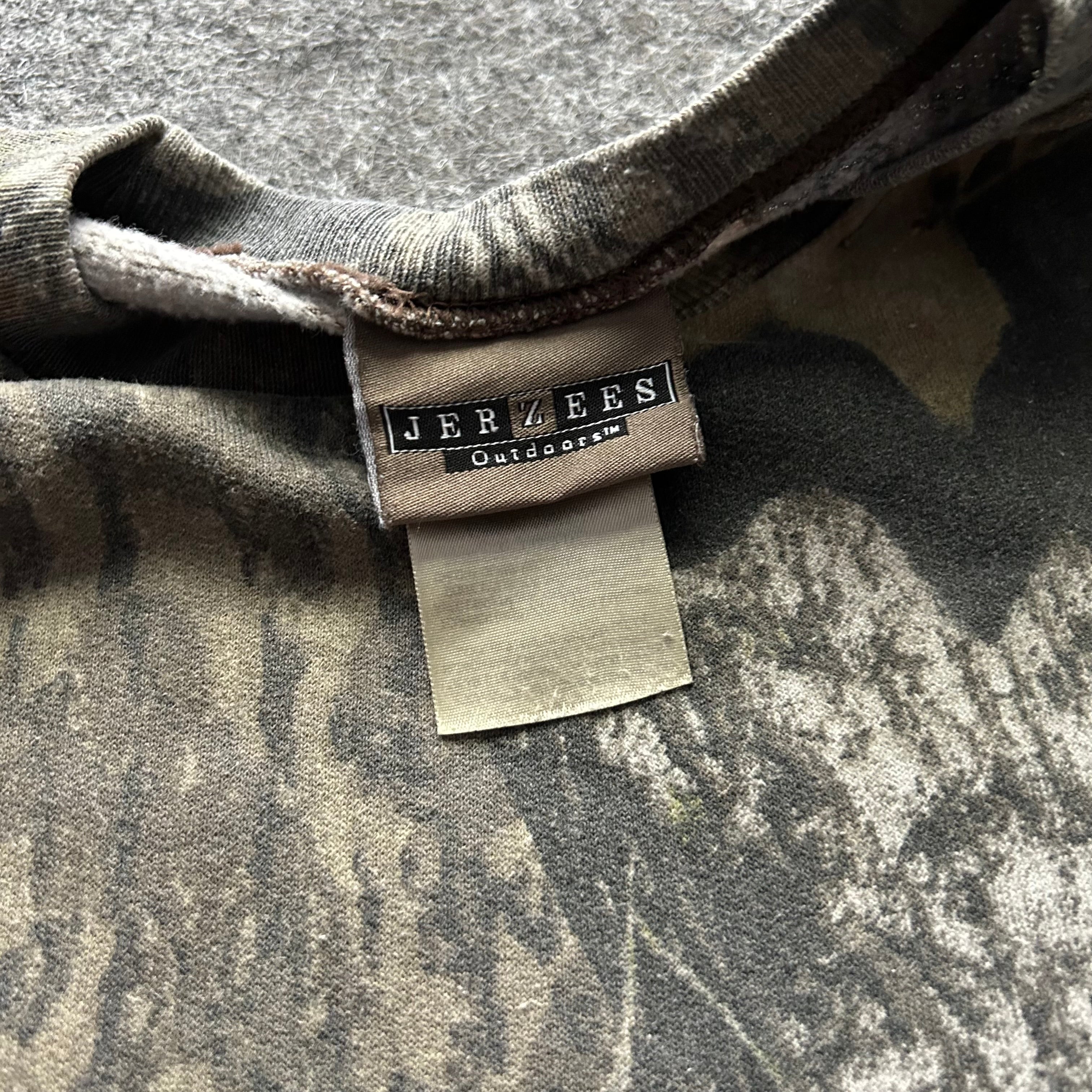 Vintage Camouflage Cropped Crewneck