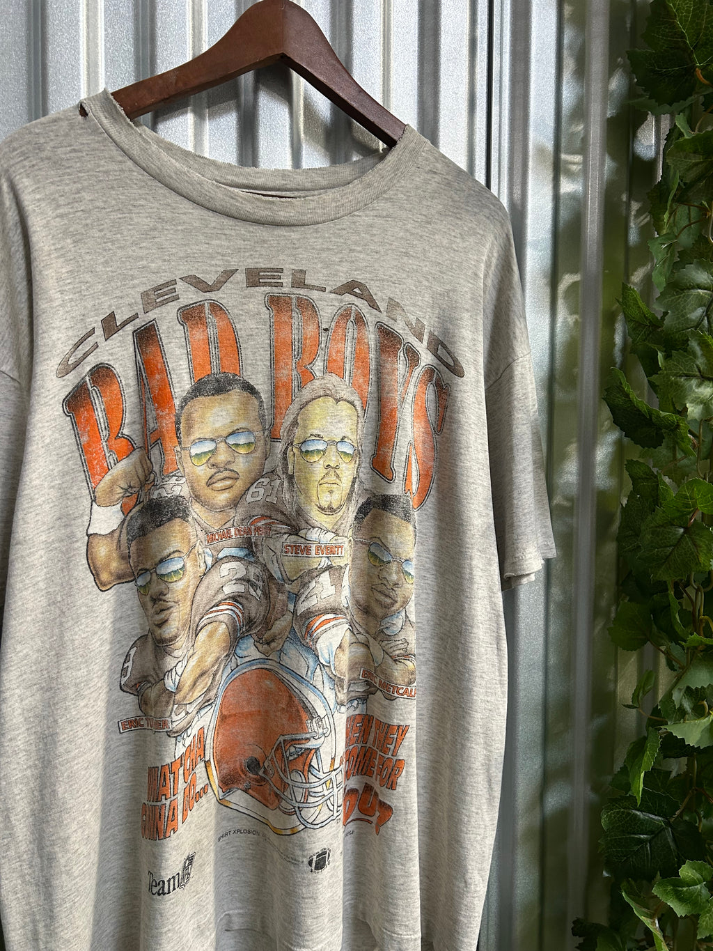 Vintage Cleveland Browns Bad Boys Caricature Distressed T-shirt - Size XL