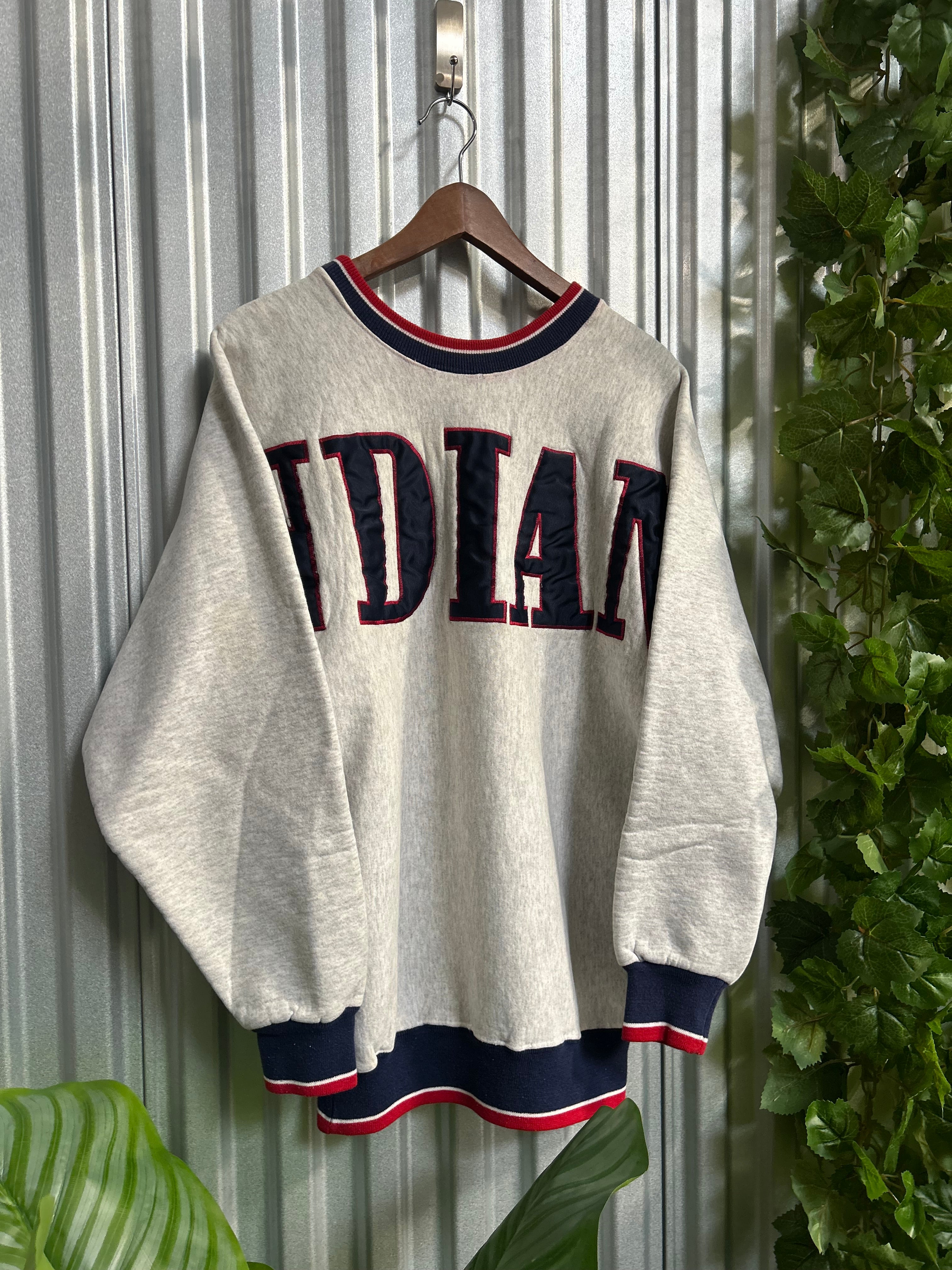Vintage Cleveland Indians Spell-out Embroidered Crewneck - Size Large