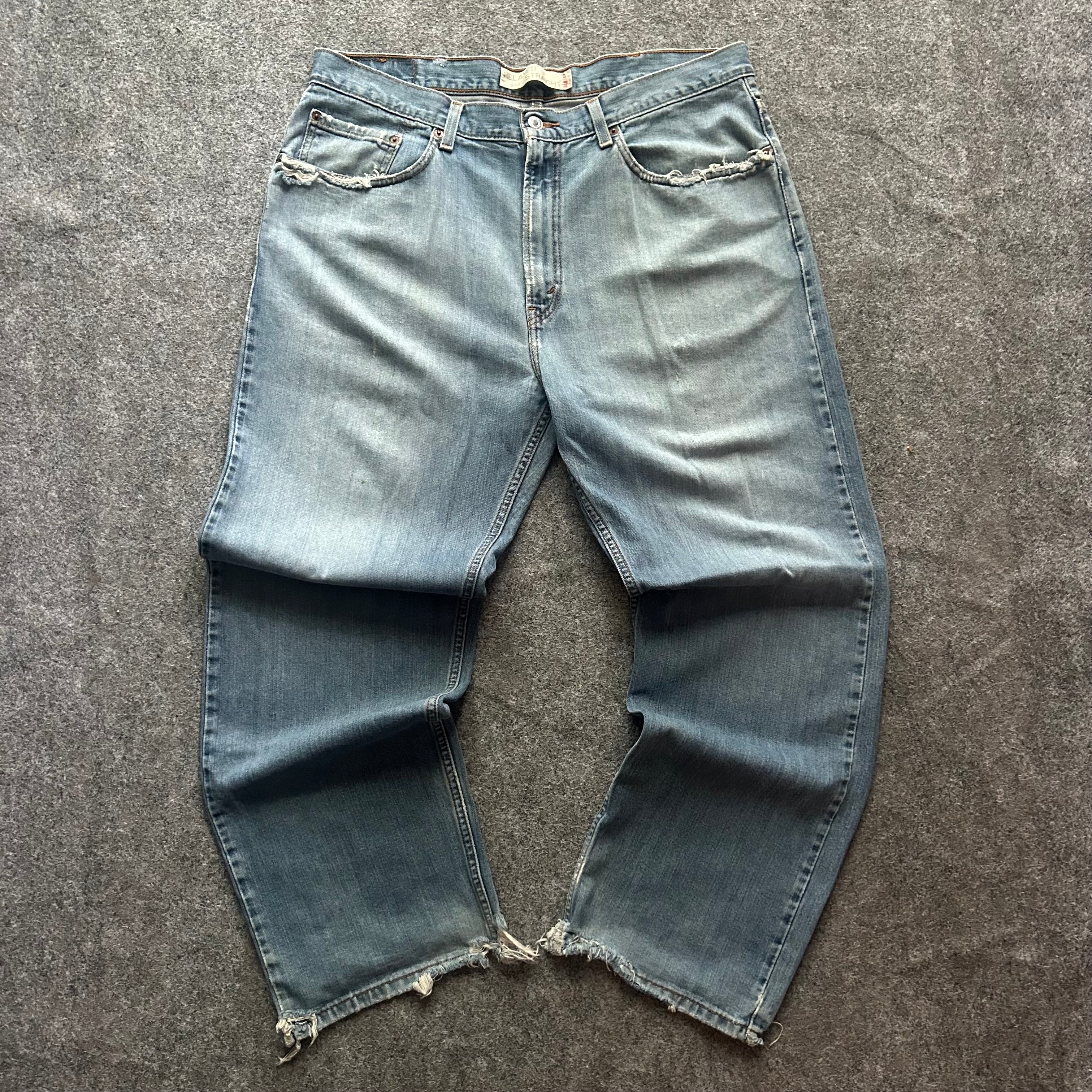Vintage Relaxed Straight Levi’s 550 Blue Jeans