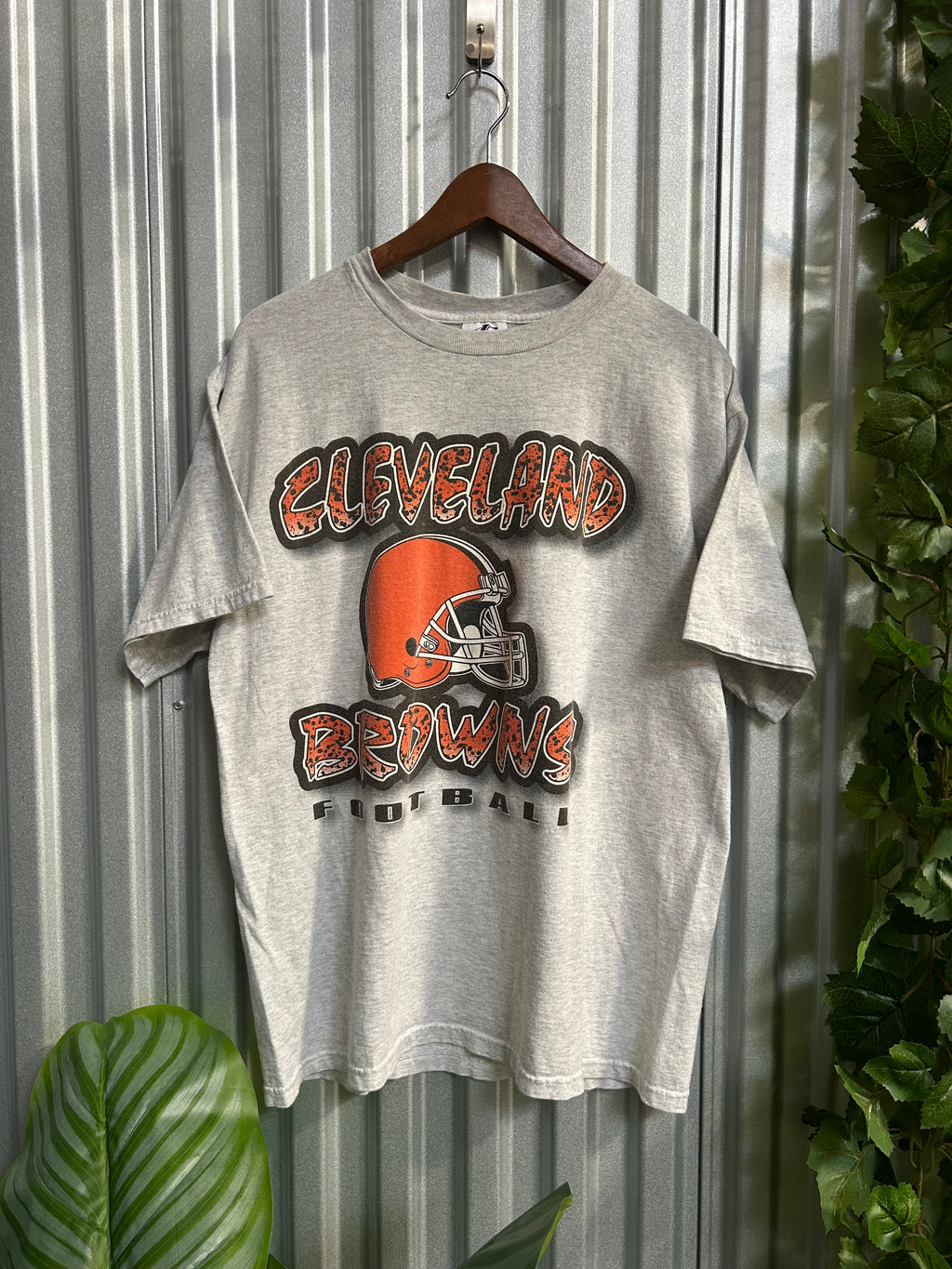 Vintage Cleveland Browns Football Graphic T-shirt - Size Large
