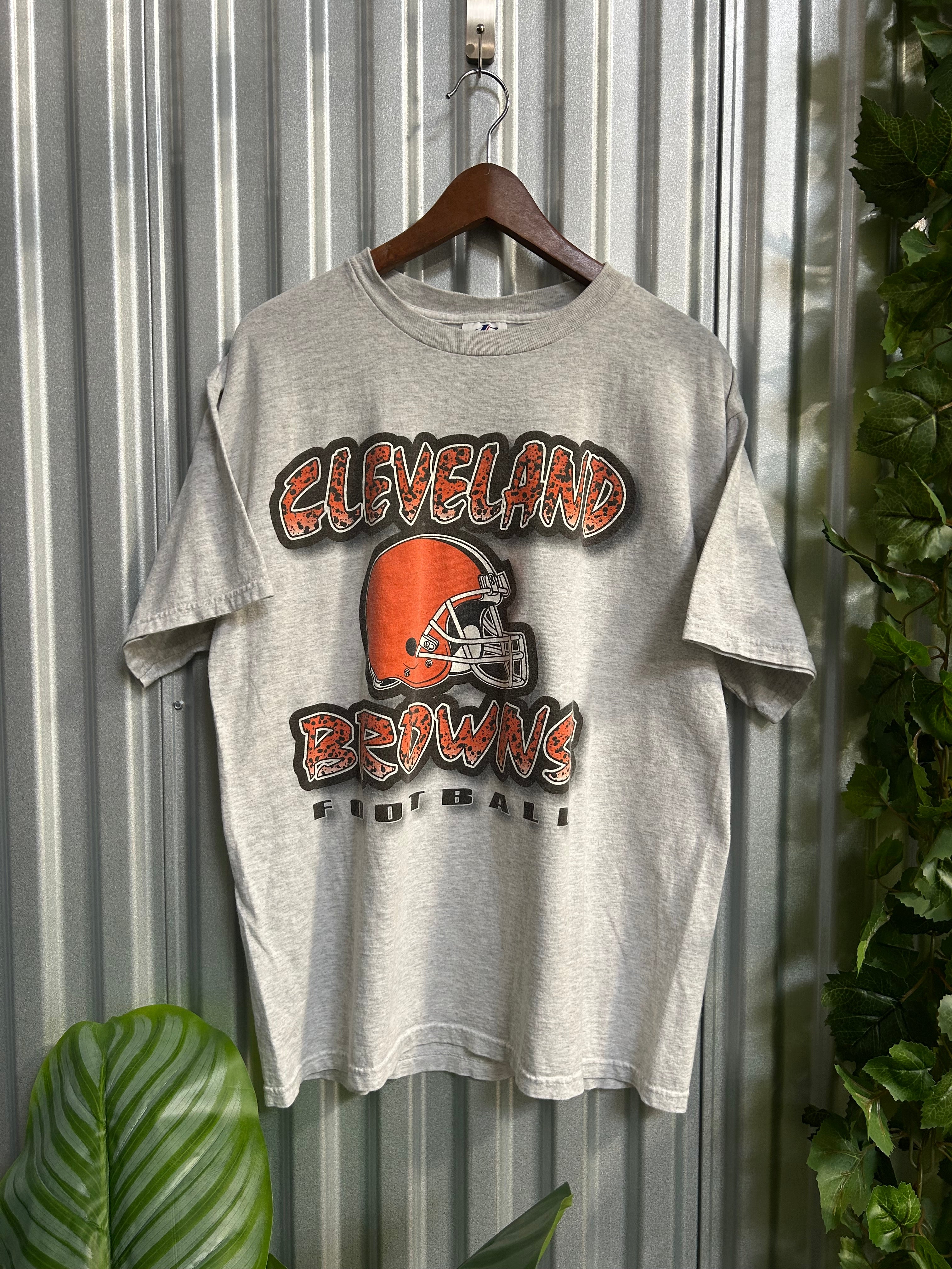 Vintage Cleveland Browns Football Graphic T-shirt - Size Large