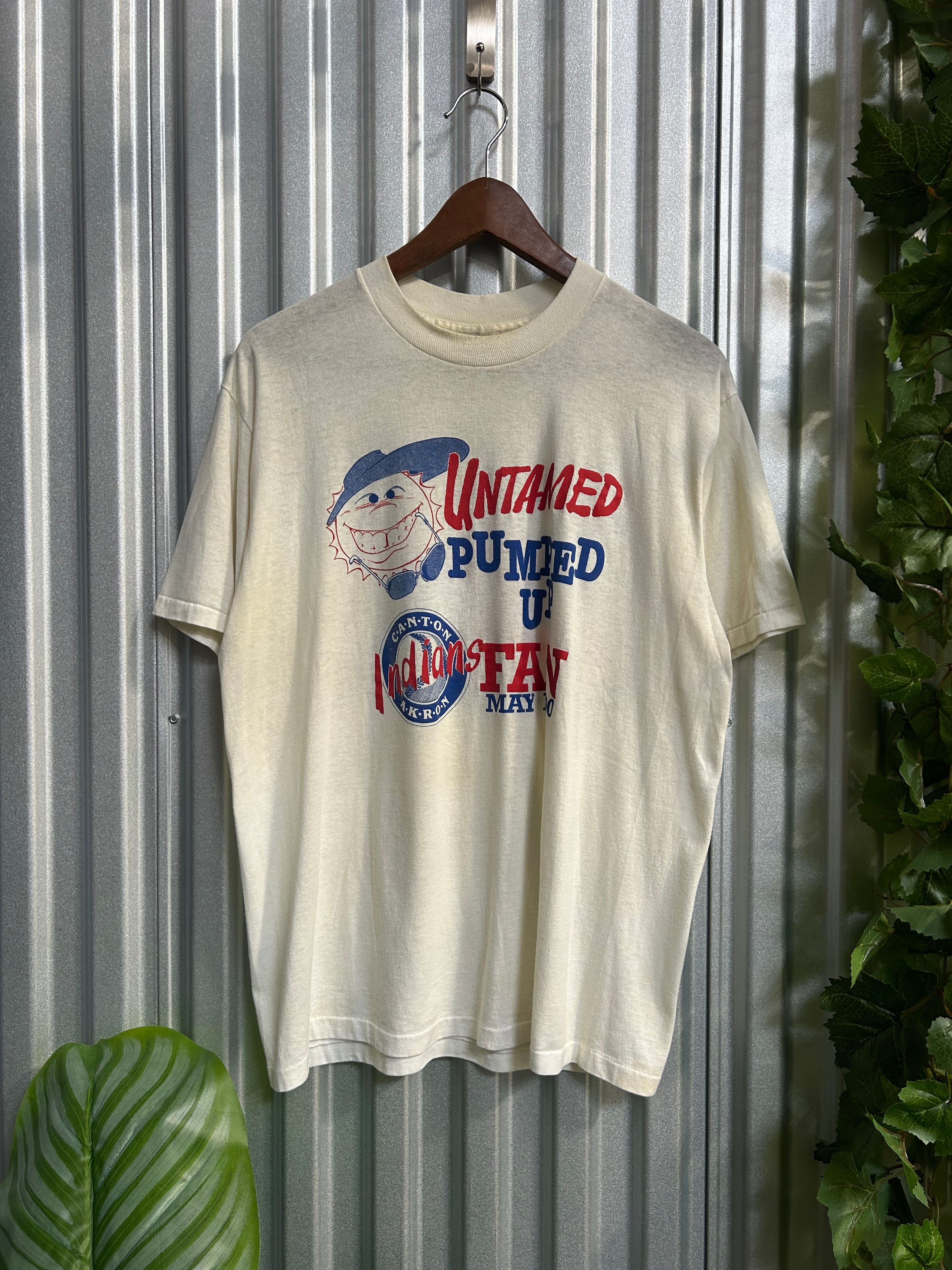 Vintage Cleveland Indians Canton Akron Untamed Pumped Up Fan T-shirt - Size Large