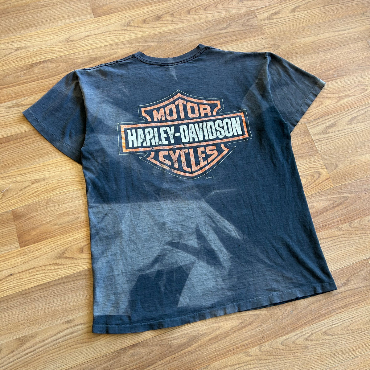Vintage Harley Davidson Faded Brick Wall T-shirt - Size Large