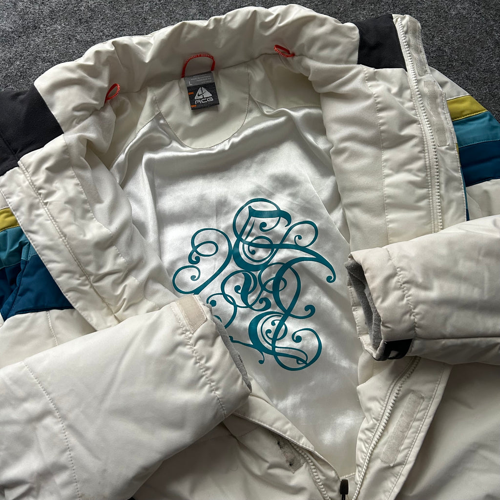 Vintage ACG Nike Puffer Zip Up Jacket