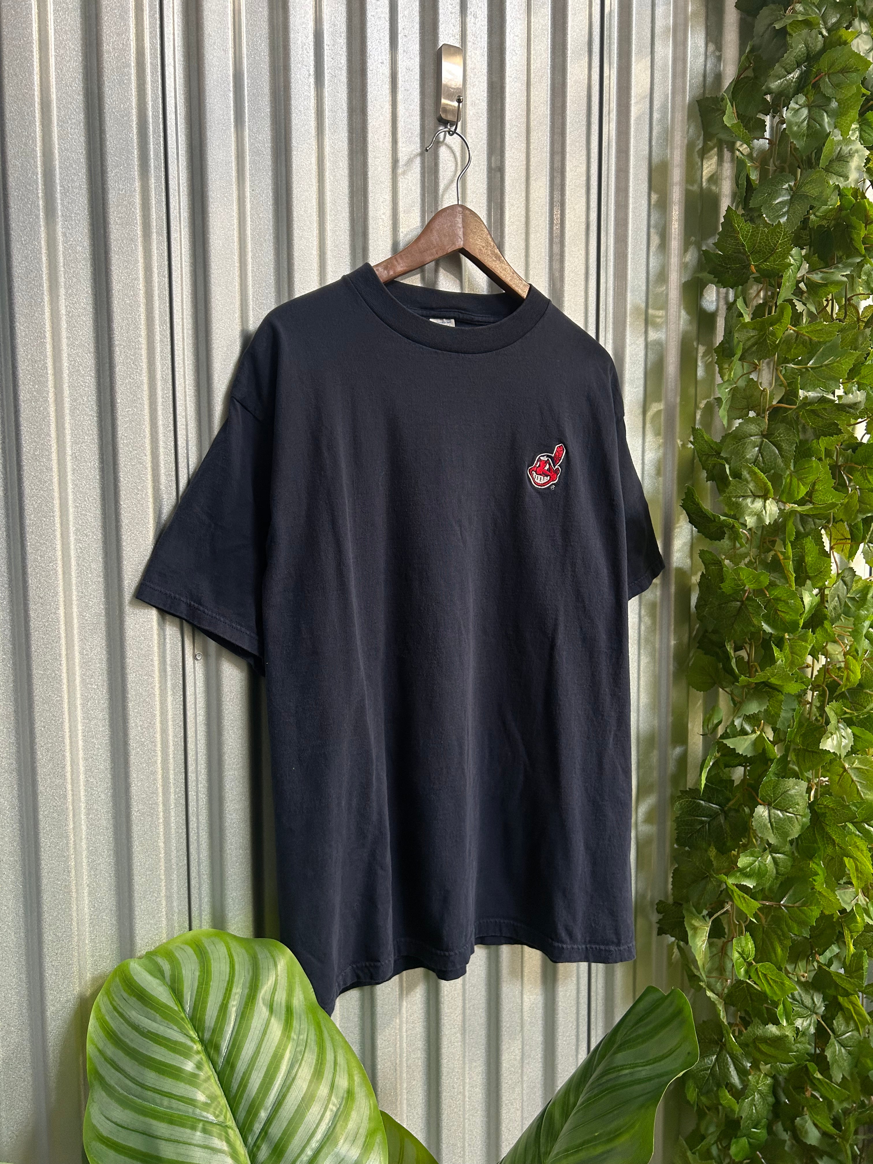 Vintage Cleveland Indians Embroidered Wahoo T-shirt - Size XL
