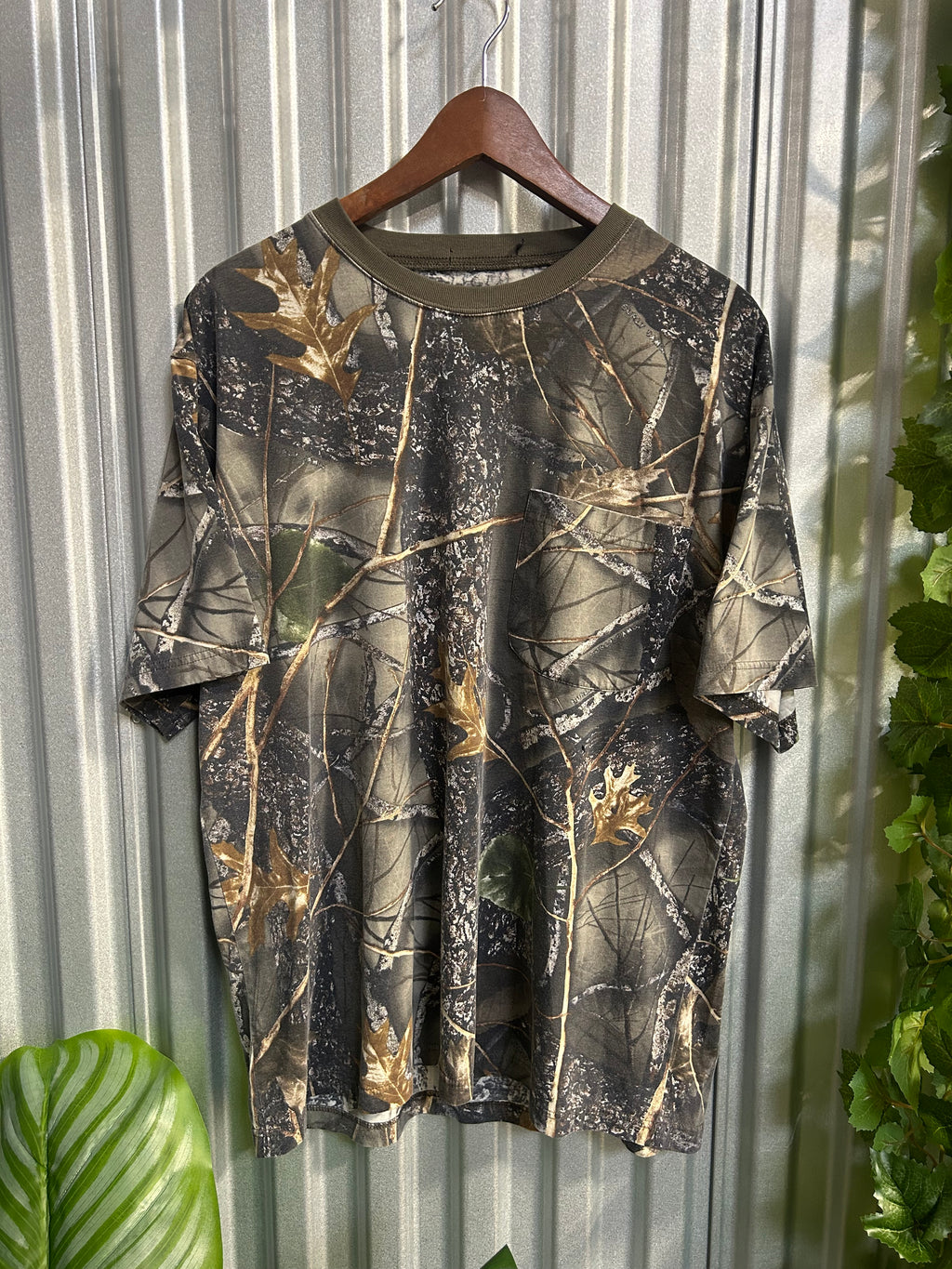 Vintage Camouflage Realtree Pocket T-shirt - Size Large