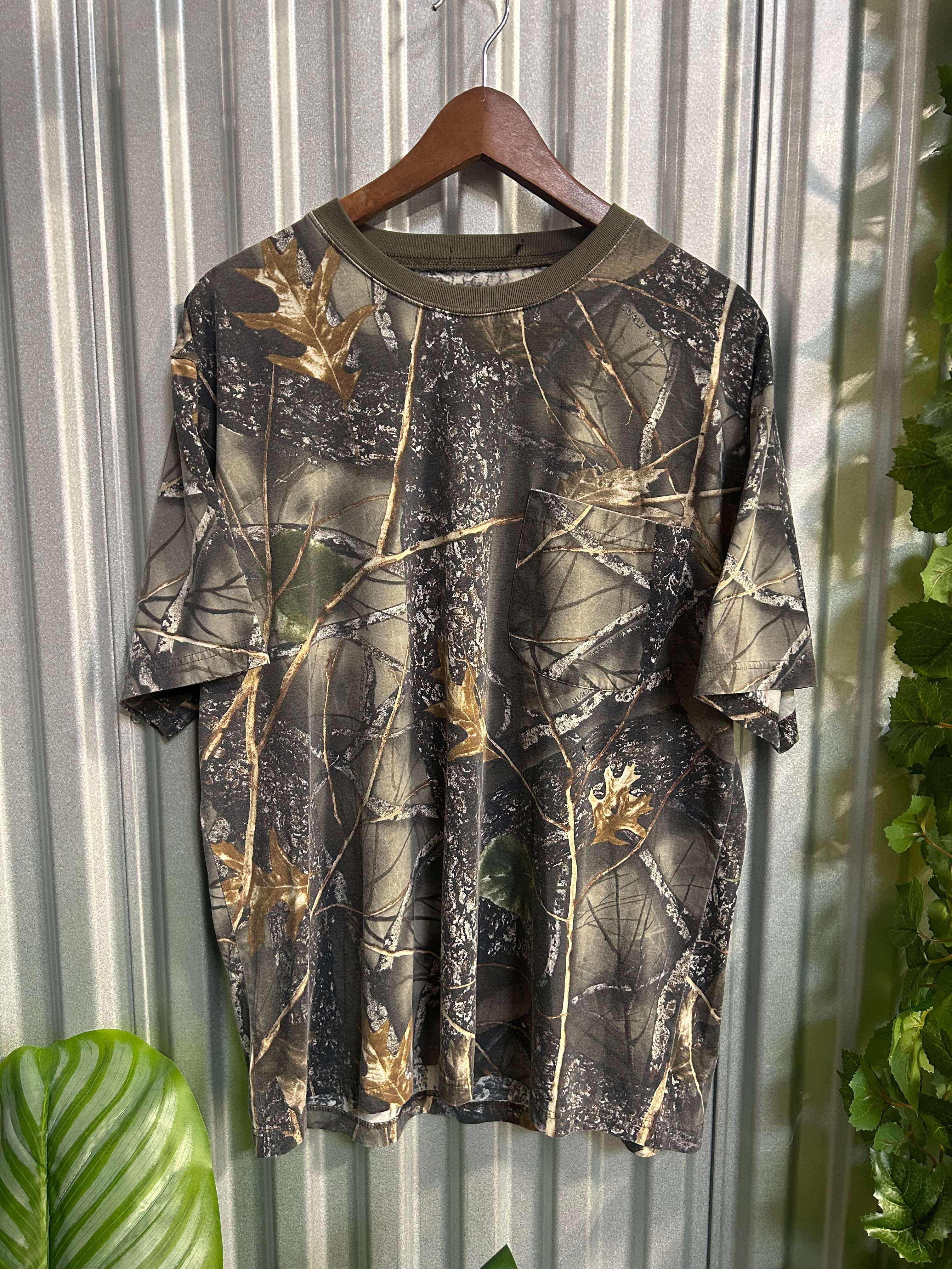 Vintage Camouflage Realtree Pocket T-shirt - Size Large
