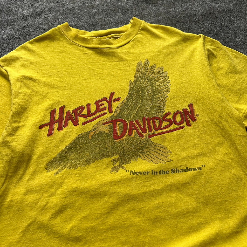 Vintage Harley Davidson Never In The Shadows Yellow T-shirt