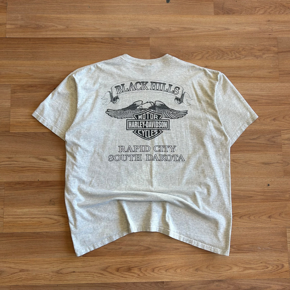 Vintage Harley Davidson Center Wing Graphic Black Hills T-shirt - Size 2XL