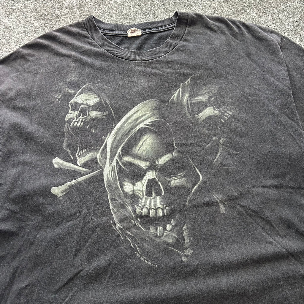 Vintage Faded Y2K Skull Cropped T-shirt