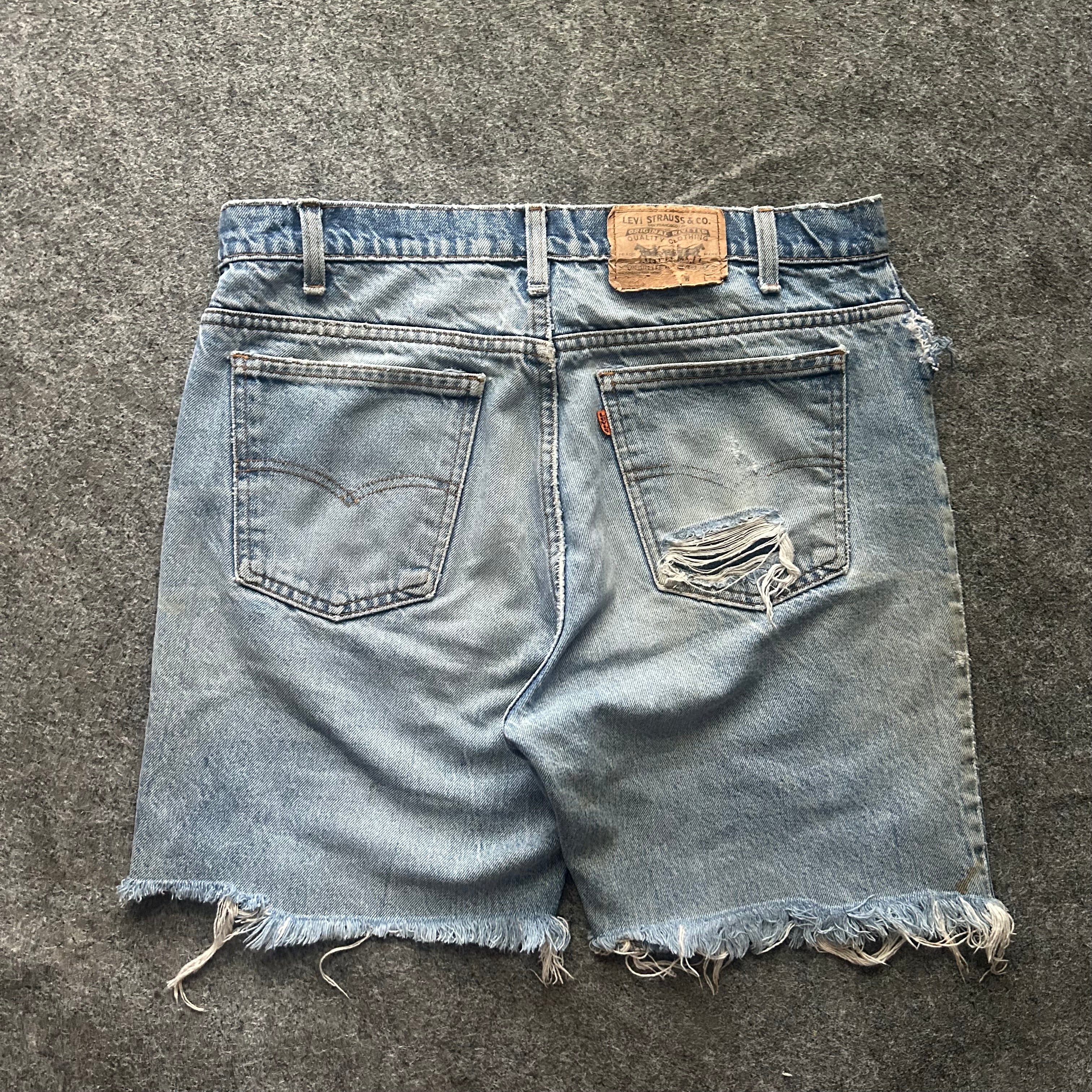Vintage Distressed Orange Tab Levi’s Jorts