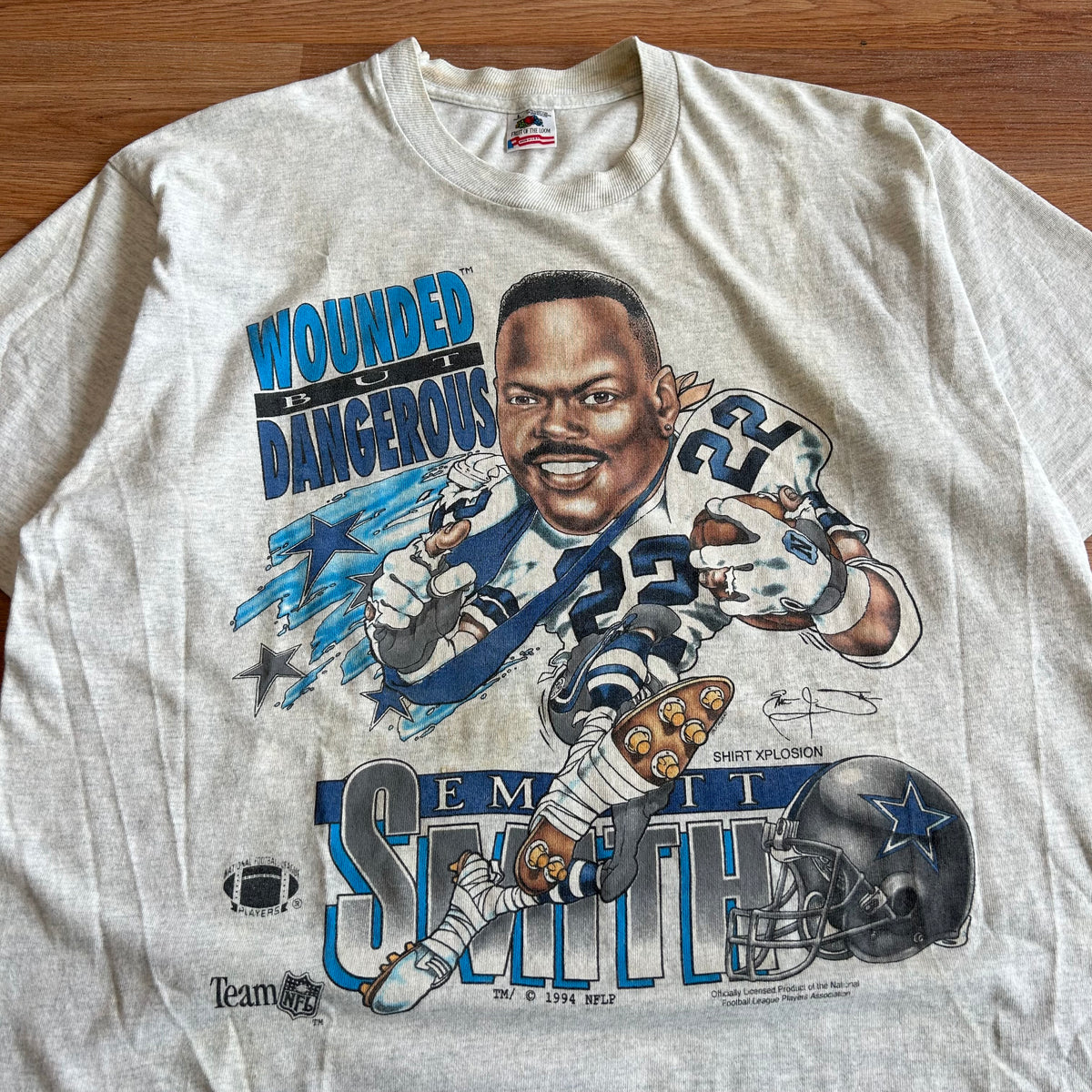Vintage Dallas Cowboys Emit Smith Wounded But Dangerous Caricature T-shirt - Size Largw