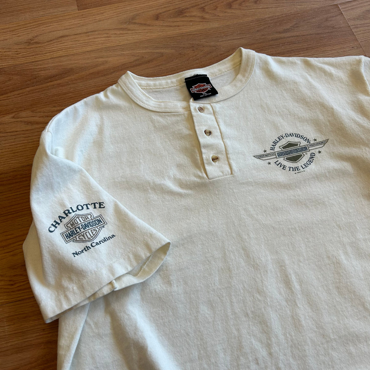 Vintage Harley Davidson Wing Graphic Henley T-shirt - Size XL