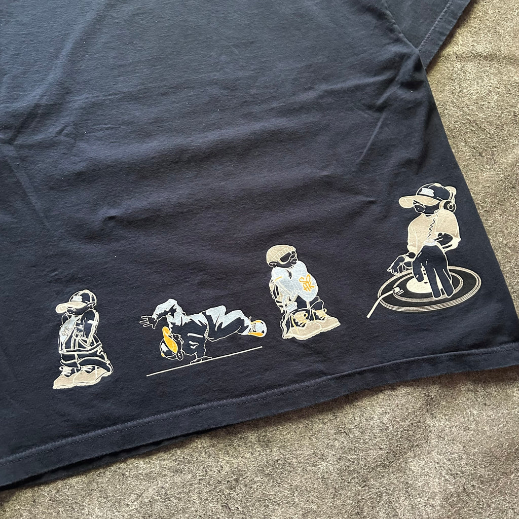 Vintage School Of Hard Knocks Y2K T-shirt
