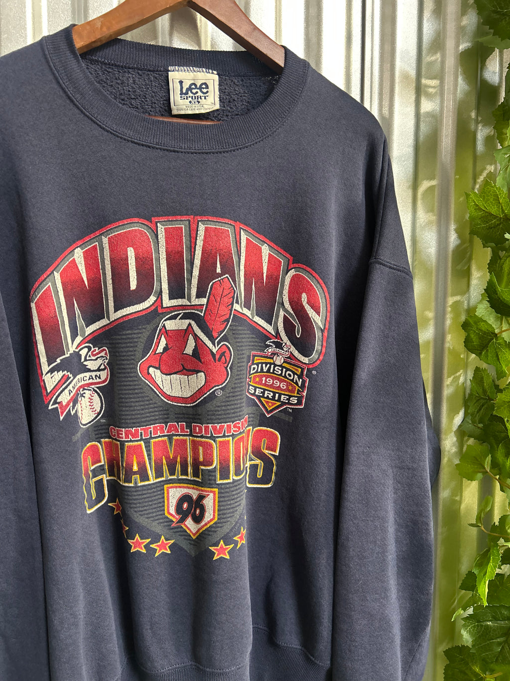 Vintage Cleveland Indians 1996 Central Division Champions Crewneck- Size XL