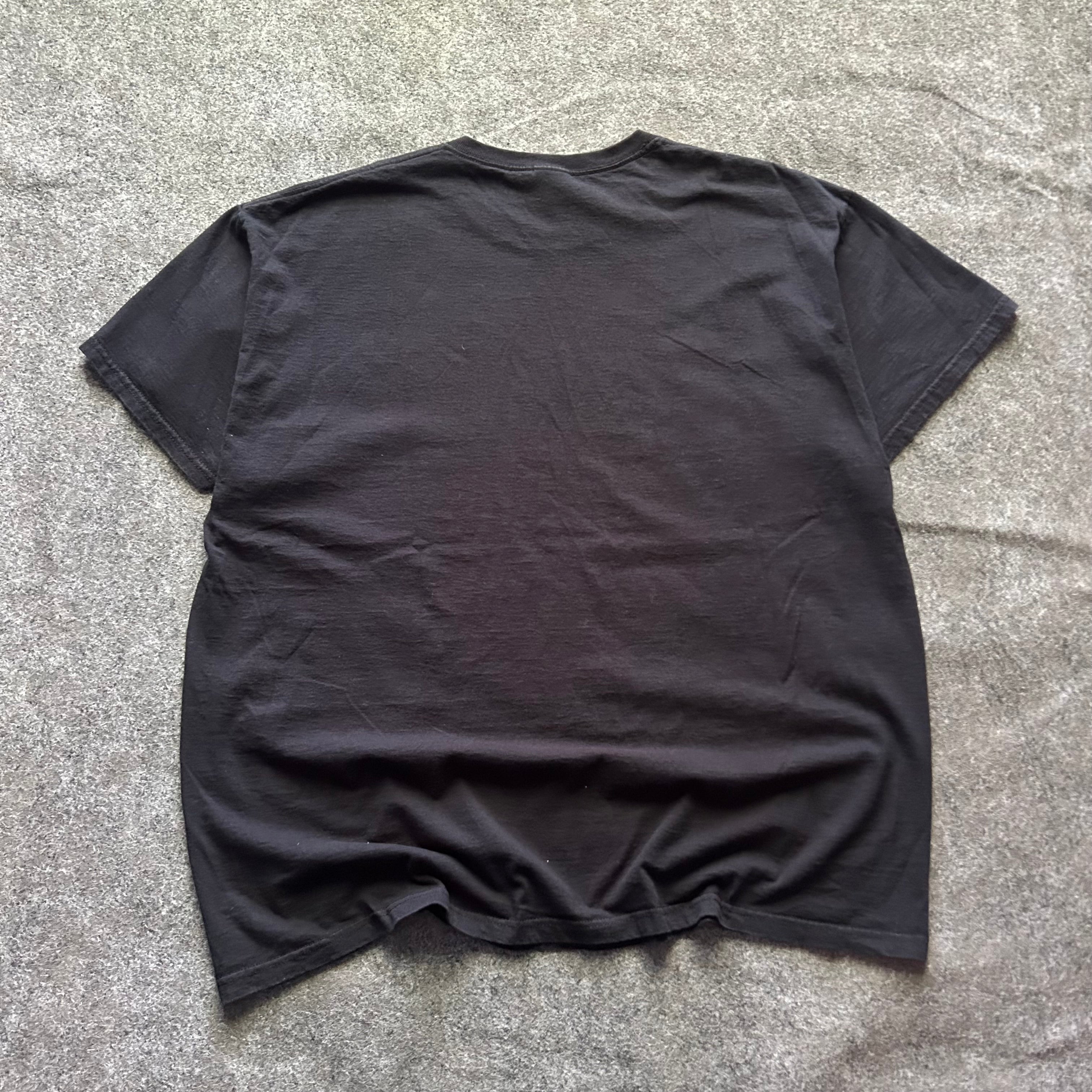Vintage Weapons Of Warfare Call Of Duty Jesus T-shirt